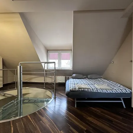 B10 Old Town Piwna 3 Poziomy 150m Apartment *